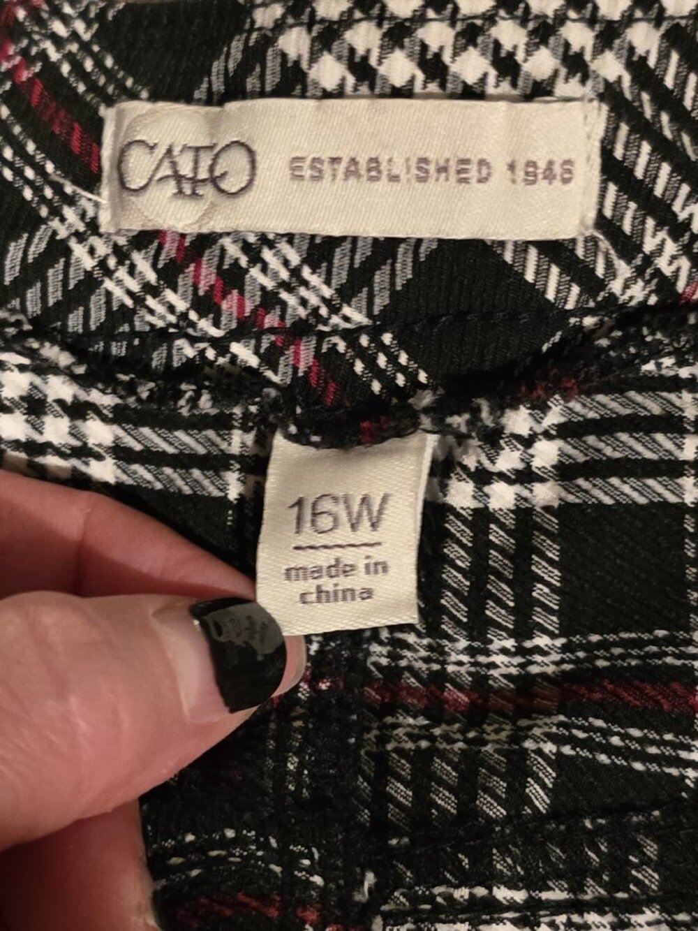 Womens Plaid Pencil Skirt Black Red Burgundy Faux Wrap Button Accent Plus 16W - Picture 6 of 7